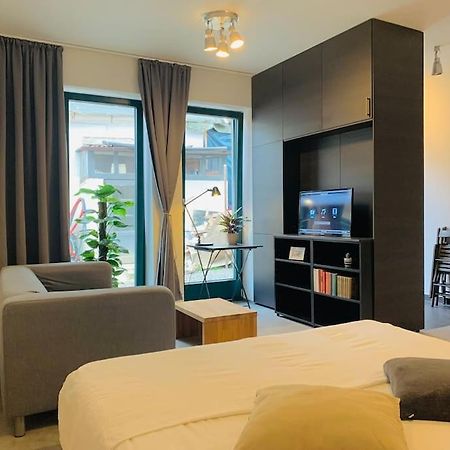 Cozy Friendly Place With Free Parking Praag Buitenkant foto