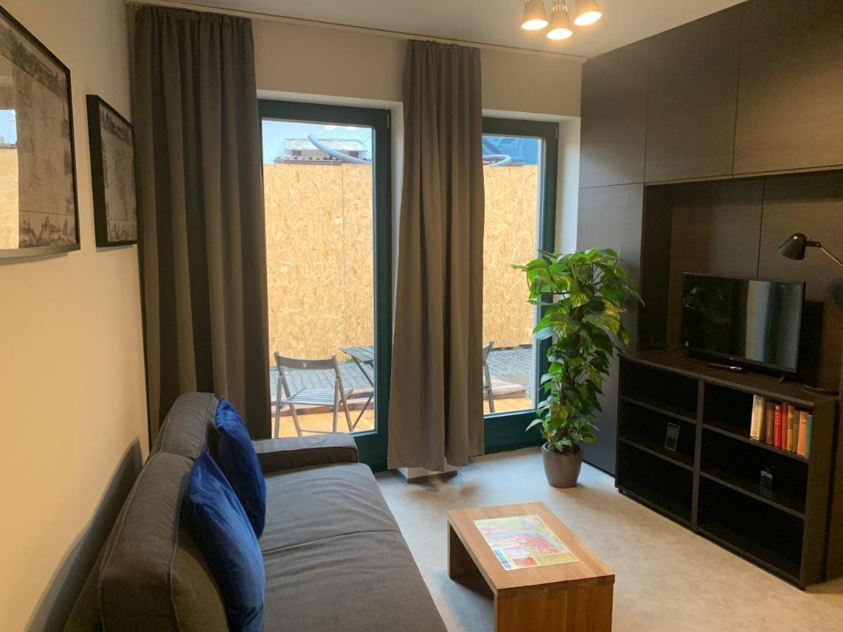 Cozy Friendly Place With Free Parking Praag Buitenkant foto