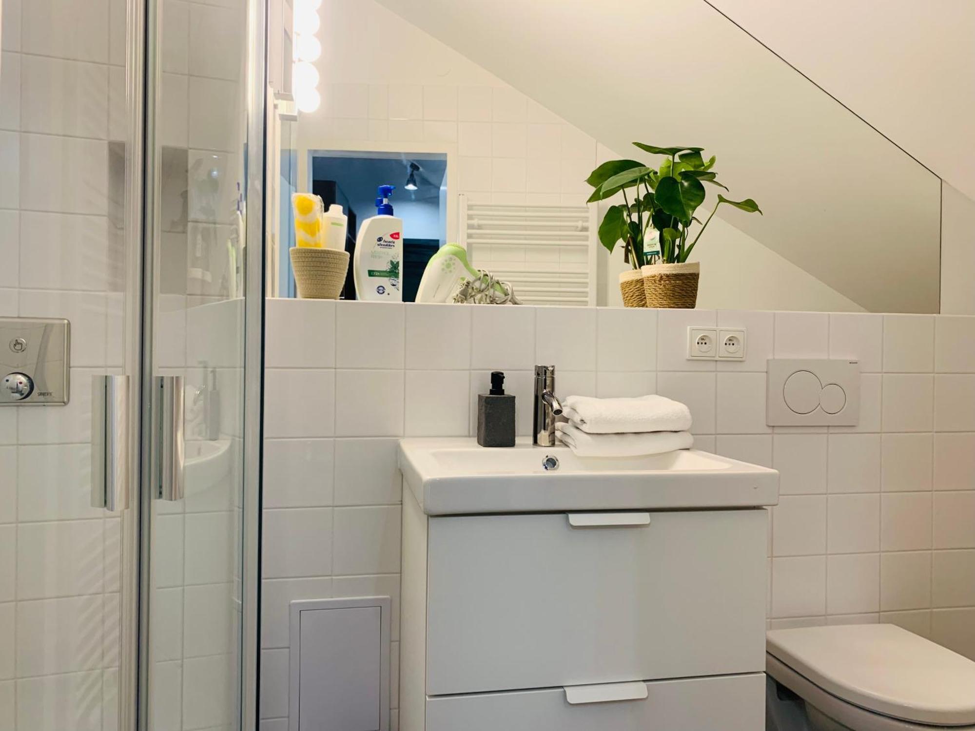 Cozy Friendly Place With Free Parking Praag Buitenkant foto
