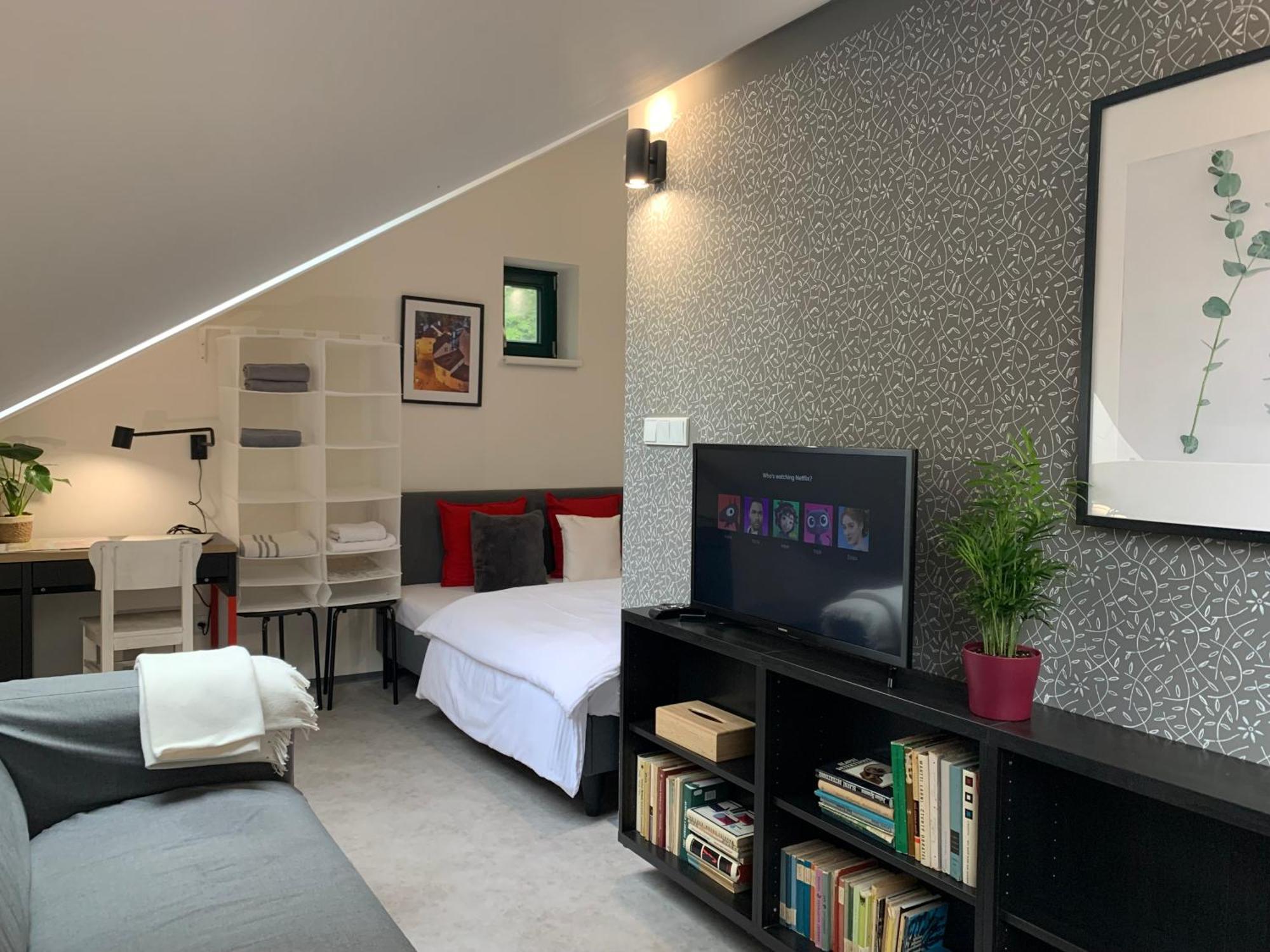 Cozy Friendly Place With Free Parking Praag Buitenkant foto